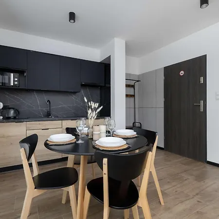 Elegancki W Szczyrku Z Balkonem 2 Miejsca Postojowe By Renters شقة
