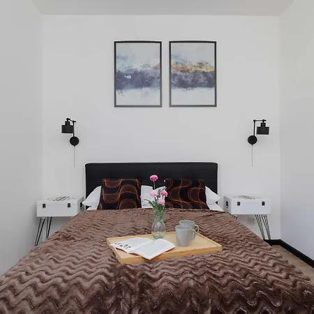 Elegancki W Szczyrku Z Balkonem 2 Miejsca Postojowe By Renters شقة شتوروك
