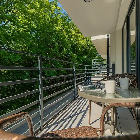 Elegancki W Szczyrku Z Balkonem 2 Miejsca Postojowe By Renters شتوروك
