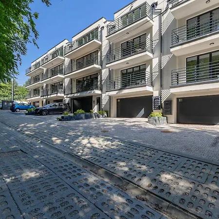 Elegancki W Szczyrku Z Balkonem 2 Miejsca Postojowe By Renters * شتوروك
